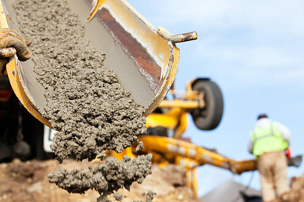 Best Commercial Concrete Contractor  in Altoona, IA